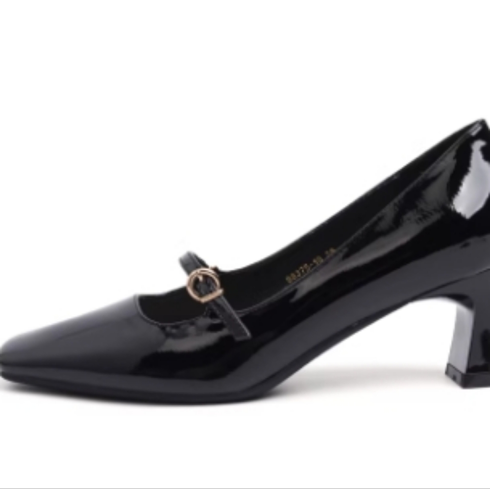 women shoes Heels